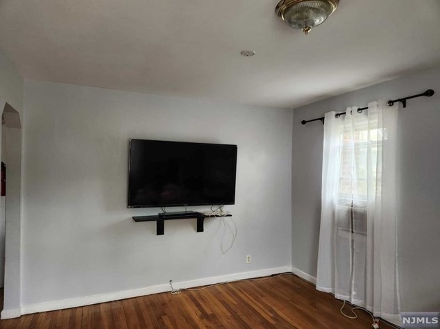 99 Baker Ave, Bergenfield, NJ 07621