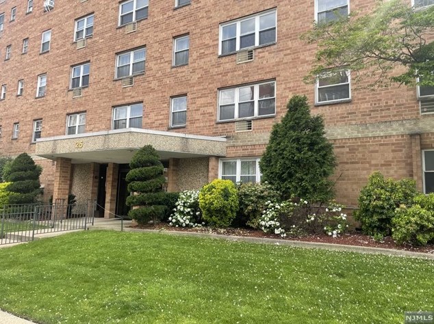 25 Jefferson St #5f, Hackensack, NJ