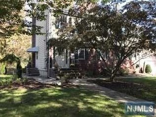 81 Prospect St #2, Paramus, NJ 07652