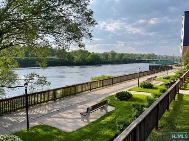 651 Riverside Ave #c40, Lyndhurst, NJ 07071
