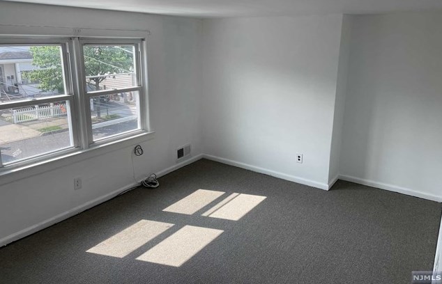 426 Union St, Carlstadt, NJ 07072