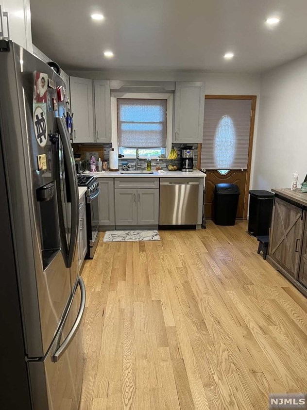 3 Millo Pl, Little Ferry NJ  07643-1013 exterior