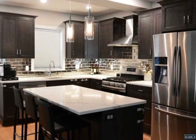 7 Holland Ave, Demarest, NJ 07627