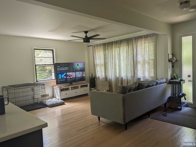 30 7th St, Cresskill, NJ 07626