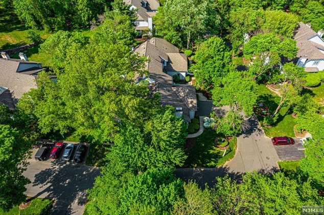 68 Easedale Rd, Wayne NJ  07470-2486 exterior