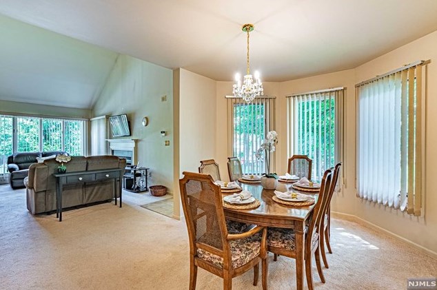 68 Easedale Rd, Wayne NJ  07470-2486 exterior