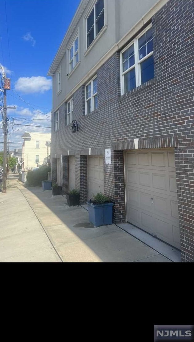 179 Kearny Ave, Kearny, NJ 07032