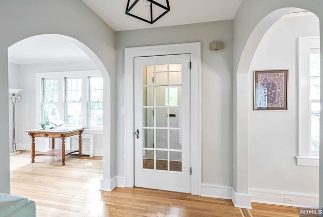 315 Pearsall Ave, Ridgewood, NJ 07450