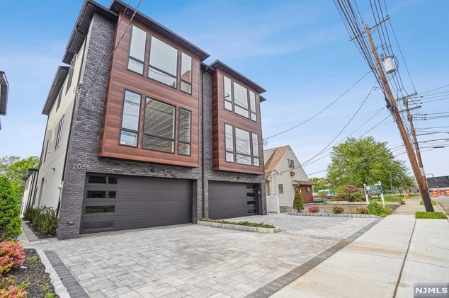 2057 Fletcher Ave, West Fort Lee, NJ 07024