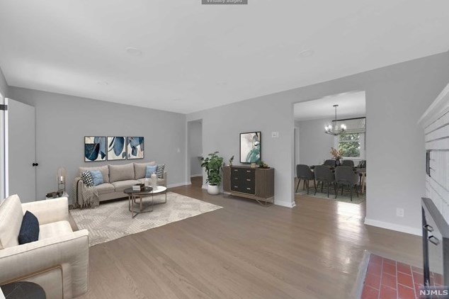 44 Penobscot St, Clifton, NJ 07013