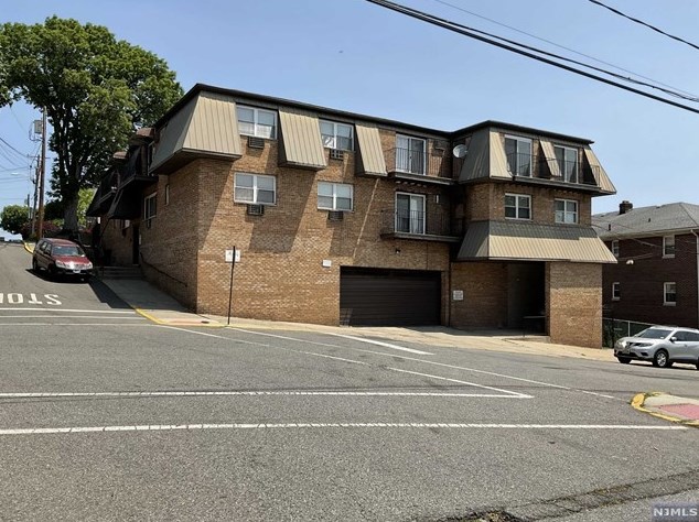 154 Rothwell Ave #4b, Cliffside Park, NJ 07010