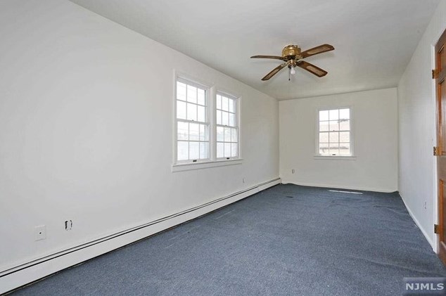 173 Orchard St, Elmwood Park NJ  07407-2213 exterior