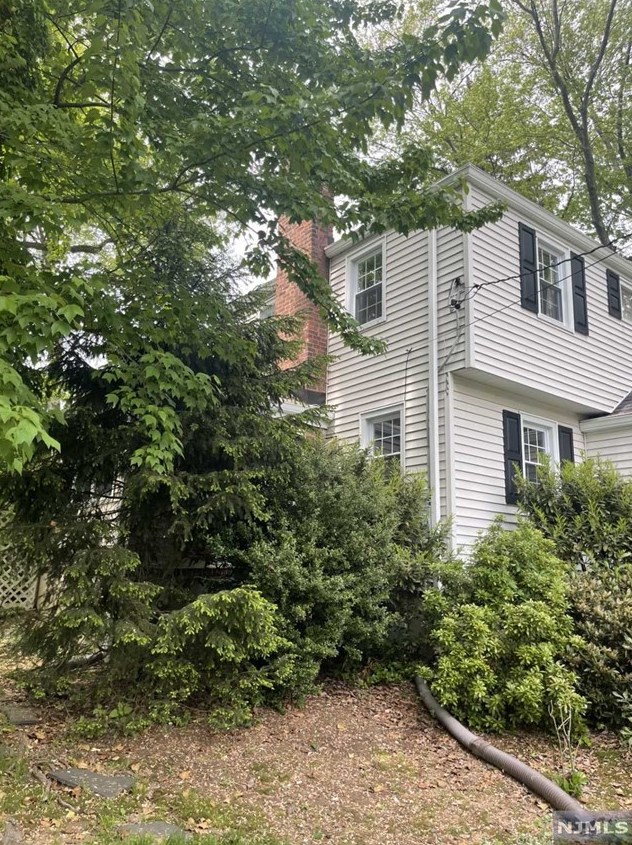 825 Kinderkamack Rd, Oradell, NJ 07649