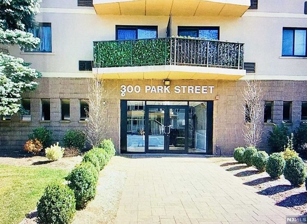 300 Park St #5b, Hackensack, NJ 07601