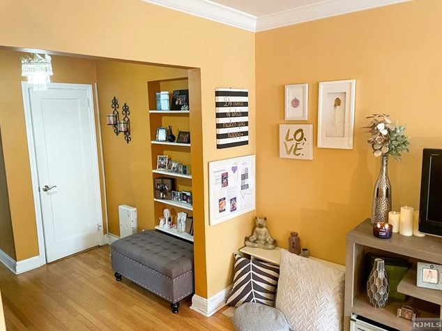 155 Union Ave #212, Rutherford, NJ 07070