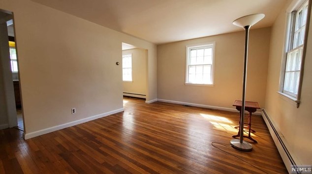 245 David Hooper Pl, Westwood NJ  07675-1909 exterior