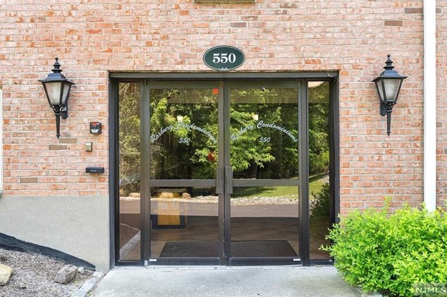 550 Fairview Ave #118, Westwood, NJ 07675