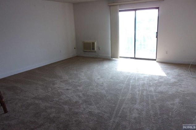 281 Park St #3c, Hackensack, NJ 07601