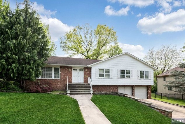 506 Cape May St, Englewood, NJ 07631