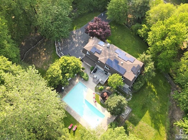 200 Hillside Ave, Cresskill, NJ 07626
