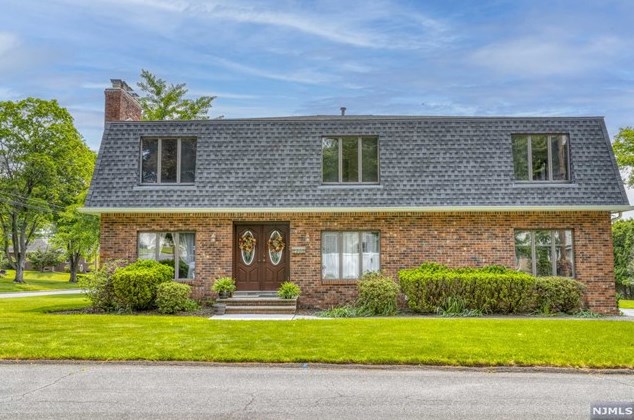 420 High St, Norwood, NJ 07648