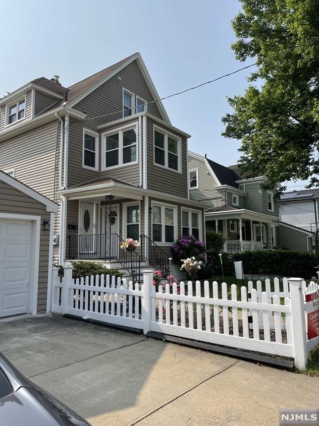 19 Feronia Way #2, Rutherford, NJ 07070