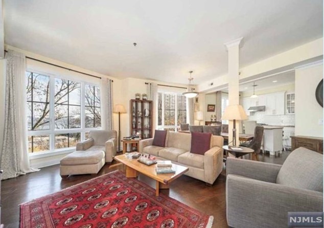 200 Laird Ave, Cliffside Park, NJ 07010