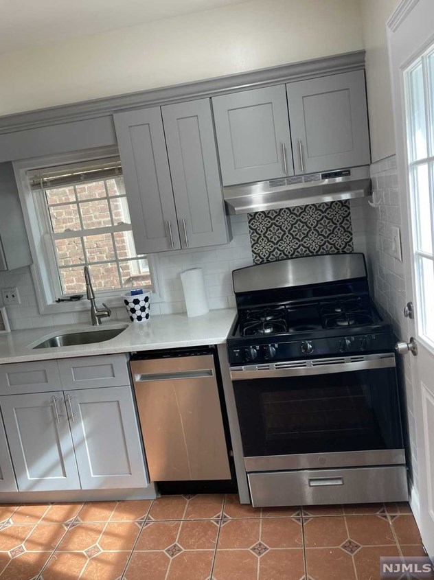 600 Columbia Ave, North Bergen, NJ 07047