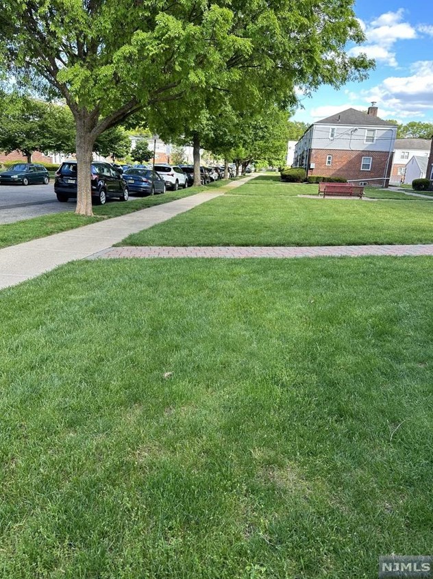 104 Clark Ct, Rutherford NJ  07070-1300 exterior