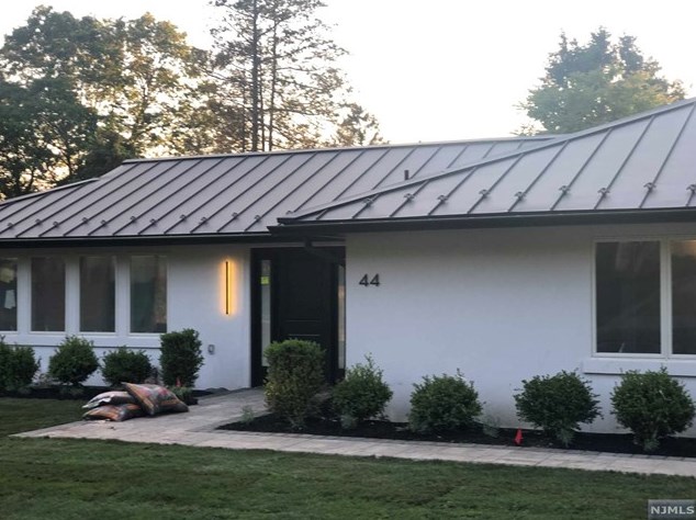 44 Macarthur Ave, Closter, NJ 07624