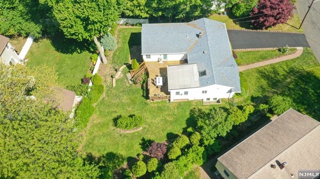 26 Mills Ave, Norwood, NJ 07648