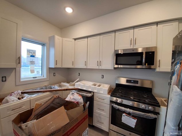 2225 Lemoine Ave #a, West Fort Lee, NJ 07024