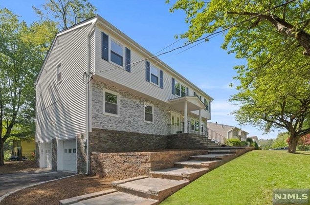 113 Knickerbocker Rd, Demarest, NJ 07627