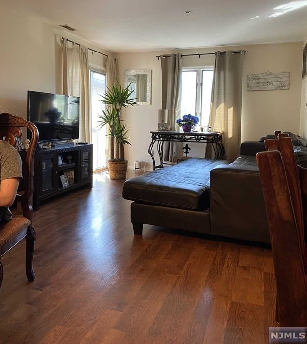 232 Orchard Park #232, Allendale, NJ 07401