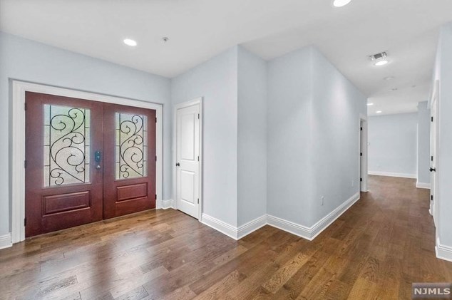 222 Columbia Ave, West Fort Lee, NJ 07024