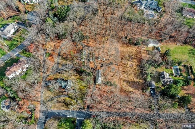 135 Upper Saddle River Rd, Montvale, NJ 07645