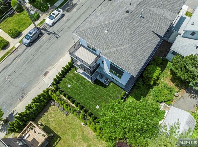 2400 5th St, West Fort Lee NJ  07024-7812 exterior