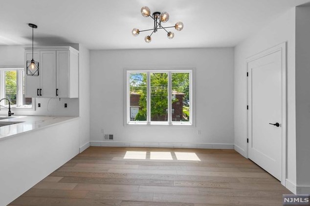 2400 5th St, West Fort Lee NJ  07024-7812 exterior