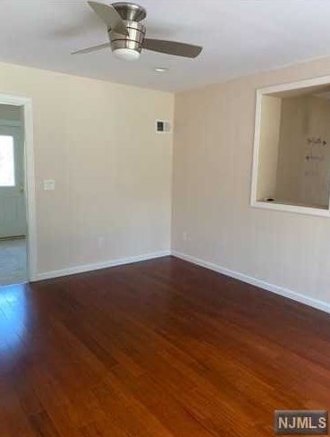 80 E Century Rd, Paramus, NJ 07652