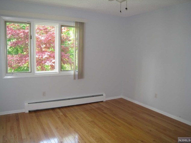 39 Smt St, Englewood NJ 07632-2030 exterior