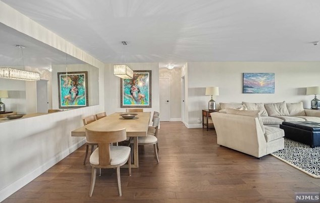 2 Claridge Dr #10ee, Verona, NJ 07044