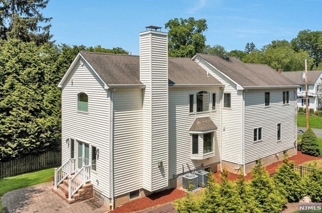 190 Martha Rd, Harrington Park, NJ 07640