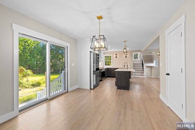 4 Sweetwood Ct, West Caldwell NJ  07006-7709 exterior