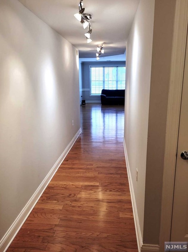 54 Polifly Rd Apt 110, Hackensack, NJ 07601