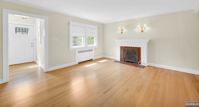 12 Glenwood St, Clifton NJ  07013-2604 exterior