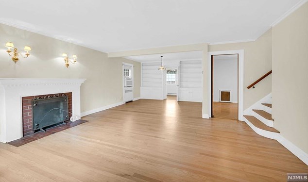 12 Glenwood St, Clifton NJ  07013-2604 exterior