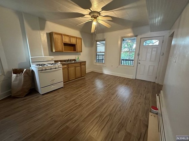256 N 4th St, Paterson, NJ 07522