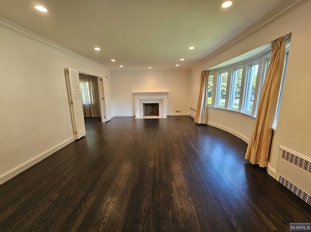 562 Churchill Rd, Teaneck, NJ 07666