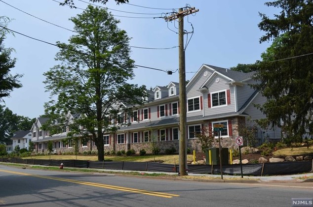 505 Kinderkamack Rd #103, Oradell, NJ 07649