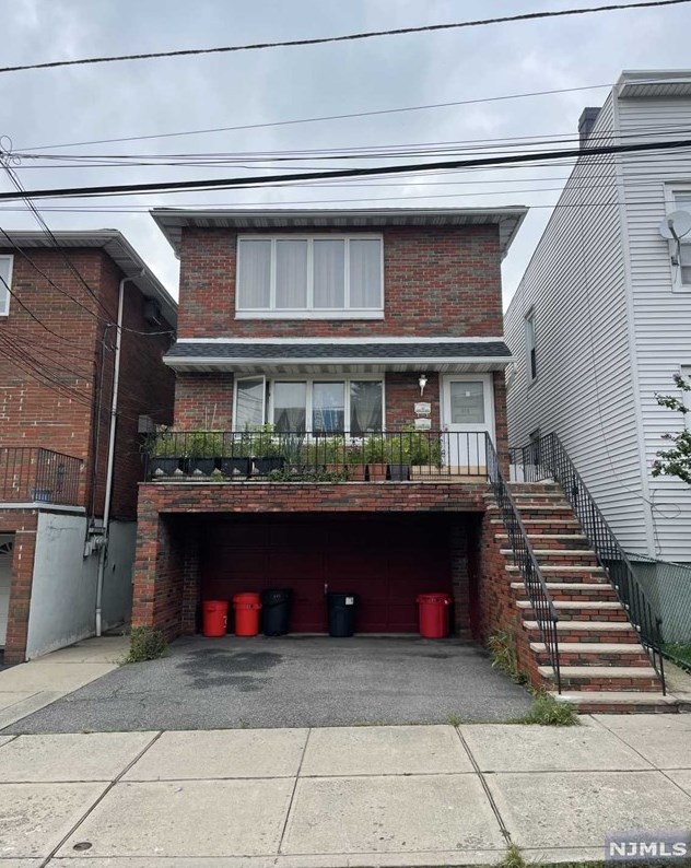 315 2nd St, Cliffside Park, NJ 07010